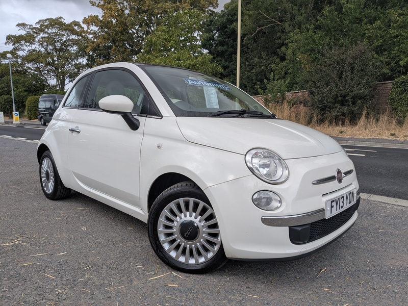 LOW MILEAGE AUTOMATIC 500, £20 ROAD TAX